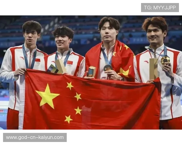 2026年游泳混合接力：中国队站上领奖台希望，中国4×100混合游泳接力视频